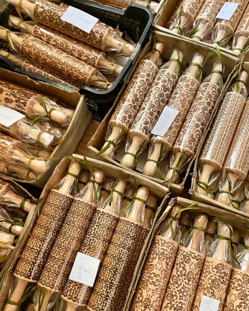 5 Unique Ways To Use An Engraved Rolling Pin 2 Algis Crafts Kaziuko Muge